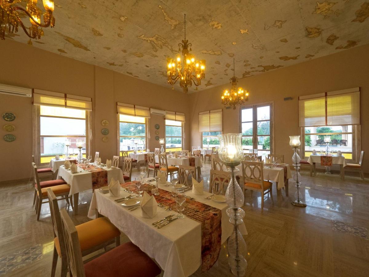 Tree Of Life Resort & Spa Waranasi Zewnętrze zdjęcie